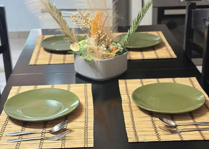 Brejsa's Nest * Τίρανα